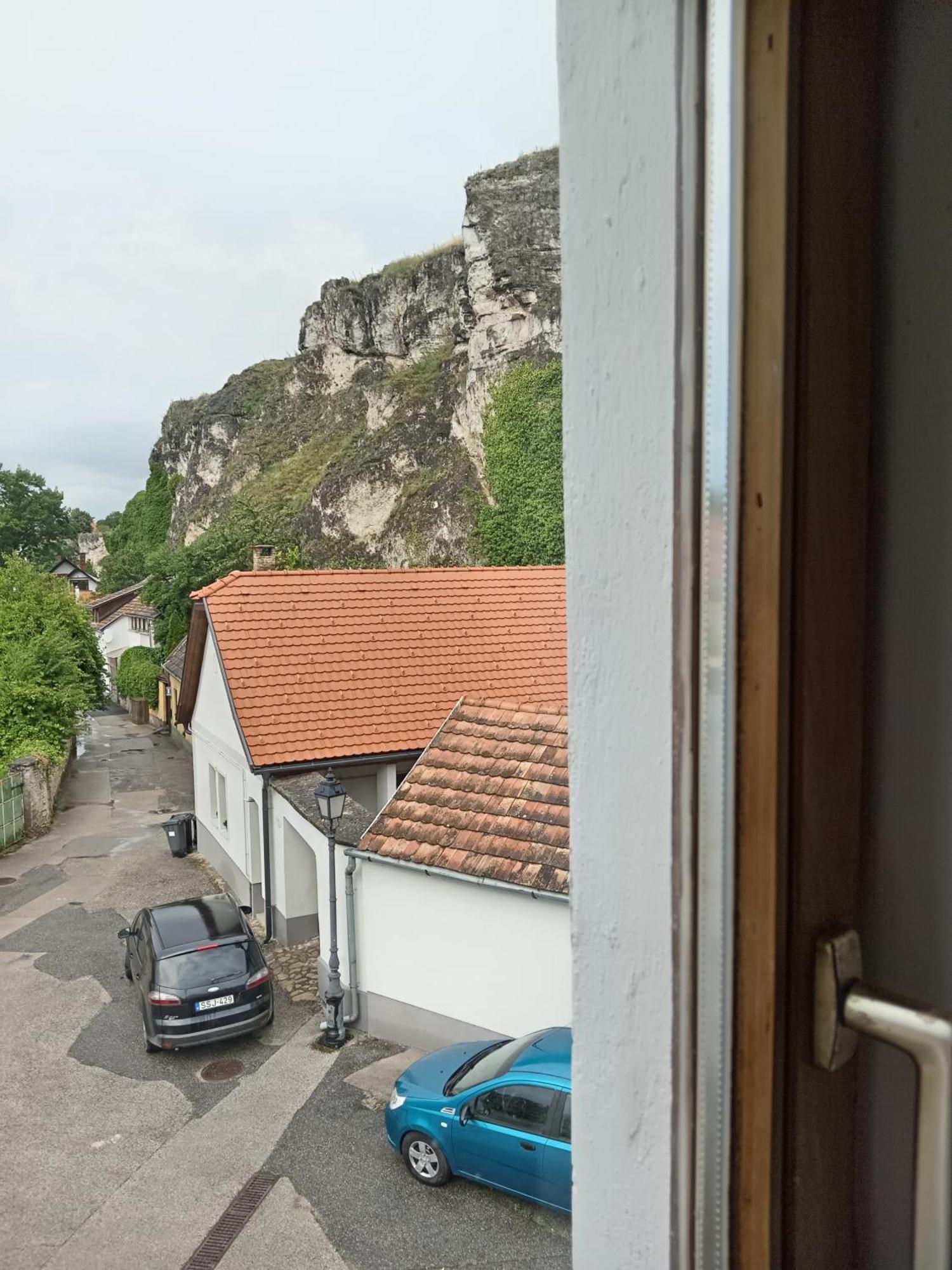 Galeria Villa Veszprem Exterior photo