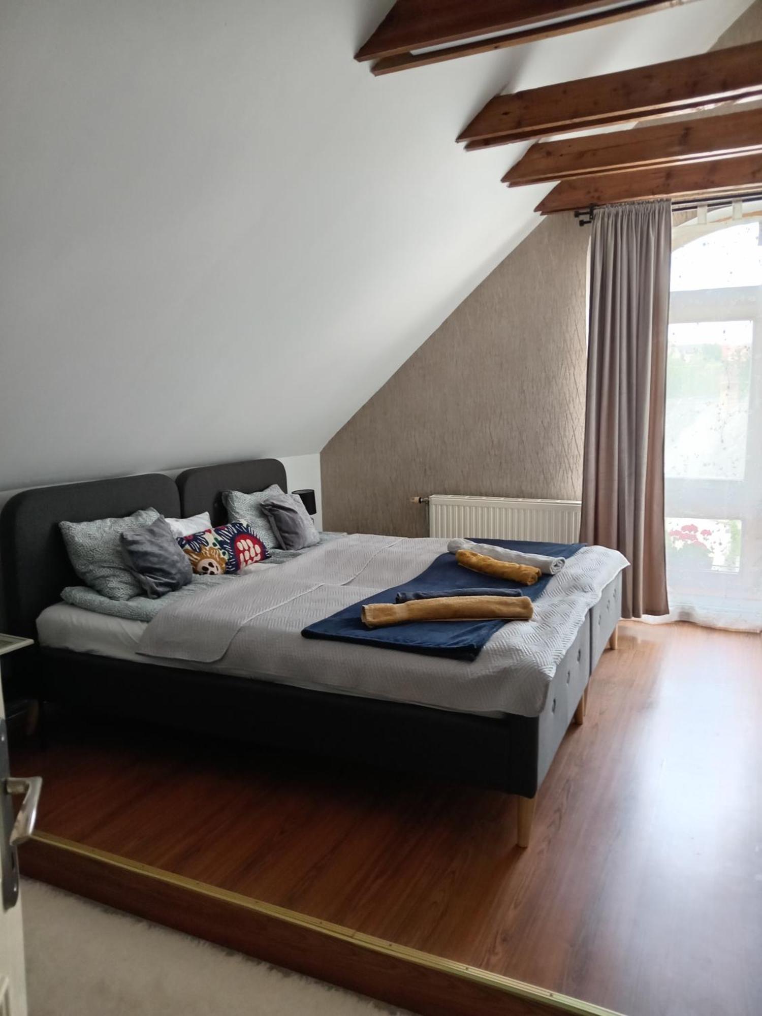 Galeria Villa Veszprem Exterior photo